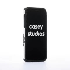 Husa iPhone 11 Pro Max Casey Studios Family Feud - Man Man