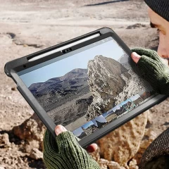 Husa pentru iPad 10 (2022) 10.9 - Supcase Unicorn Beetle Pro - Negru Negru