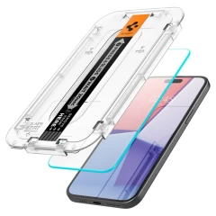 Folie pentru iPhone 15 (set 2) - Spigen Glas.TR EZ FIT - Clear transparenta