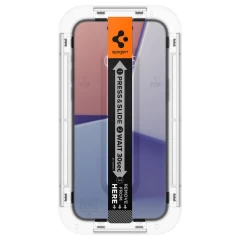 Folie pentru iPhone 15 - Spigen Glas.TR EZ FIT - Clear transparenta