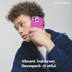 Husa iPhone 15 Casey Studios Premium Soft Silicone Fuchsia