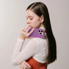 Husa iPhone 16 Pro Casey Studios Premium Soft Silicone, de Protectie, Slim, pentru Incarcare Wireless, Margini Ridicate pentru Protectia Ecranului si a Camerelor Light Purple