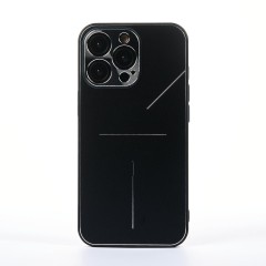 Husa iPhone 13 Pro Casey Studios Metalines - Negru