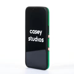 Husa iPhone 13 Pro Casey Studios Ready? Action! - Verde Verde