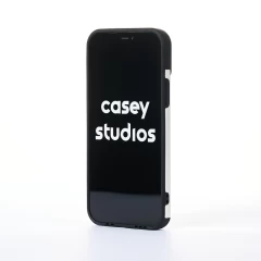 Husa iPhone 12 Pro Casey Studios Family Feud - Man Man