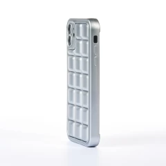 Husa iPhone 11 Casey Studios Squared Up - Silver Silver