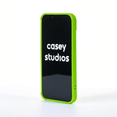 Husa iPhone 13 Casey Studios Squared Up - Verde Verde